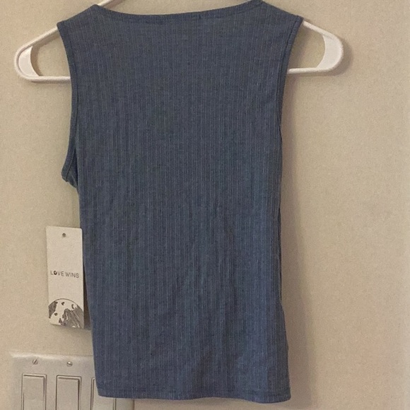 Love Wins Blue sz XS Top Deep V- Neck NWT Sleeveless Ribbed Knot Detail Modest - Picture 3 of 14